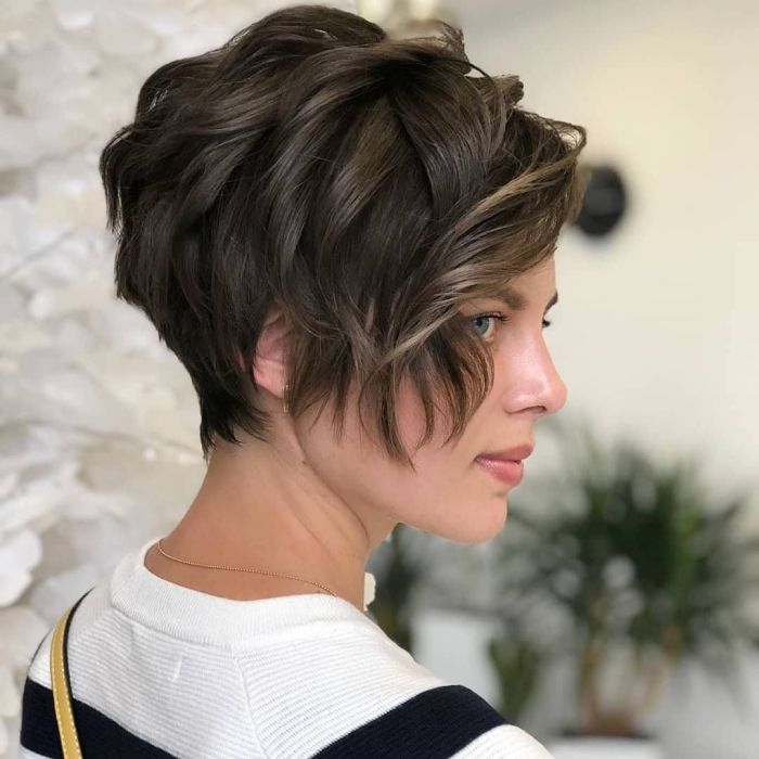 Short and easy hairstyles for short hair