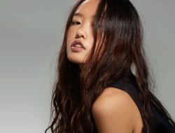 Mid Length Hairstyles for Asian Hair