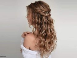 Hairstyles for Brides with Long Hair