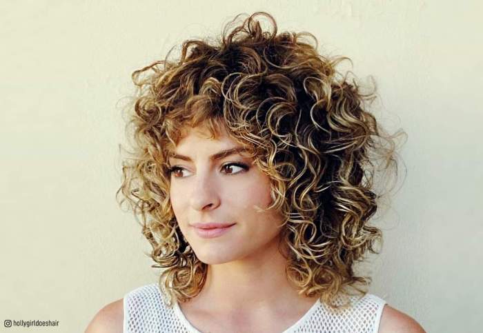 Shag hairstyles for curly hair